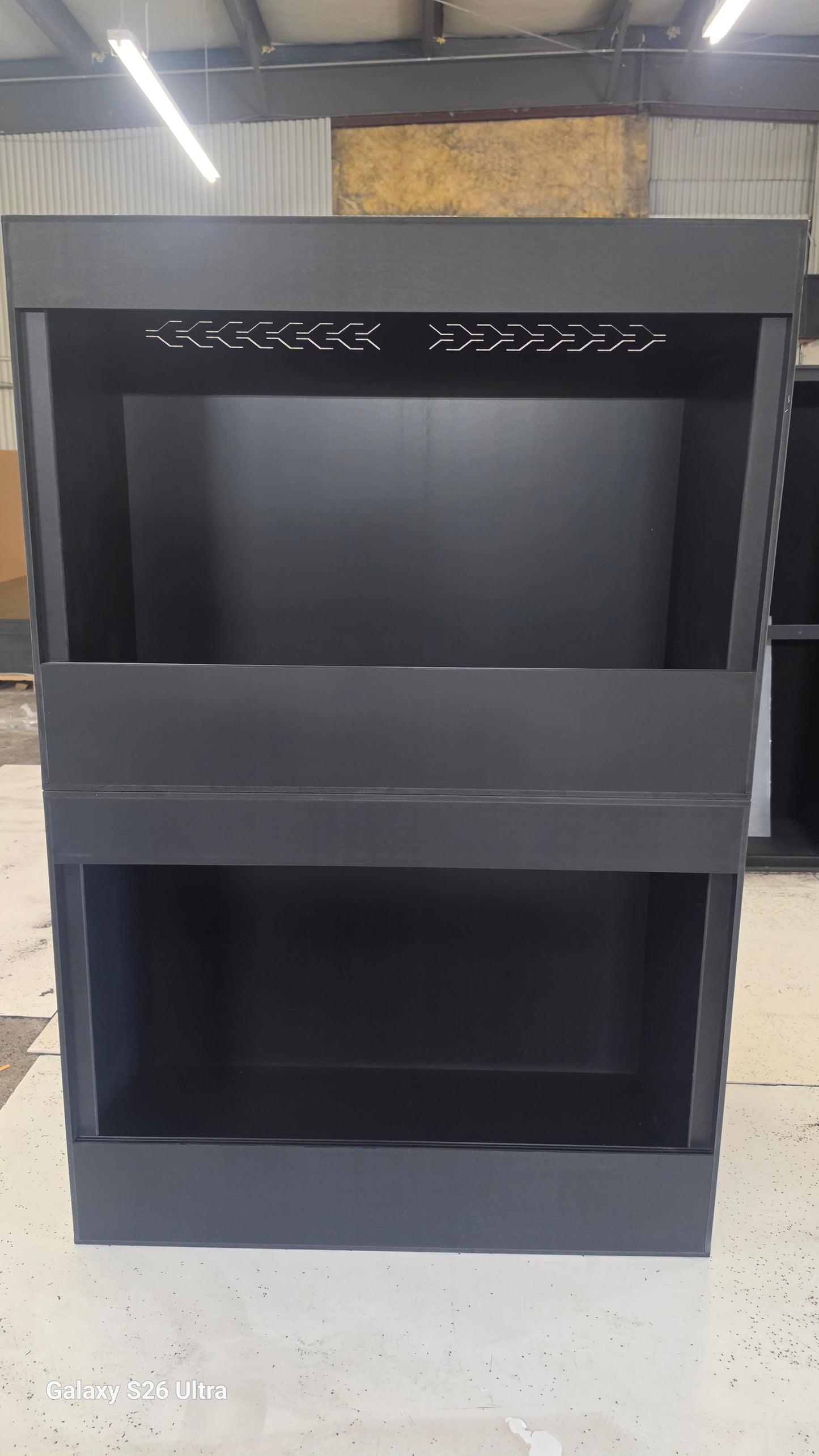 4x2x4 (240 Gal)